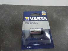 Батарейка алкалиновая VARTA Professional CR123A