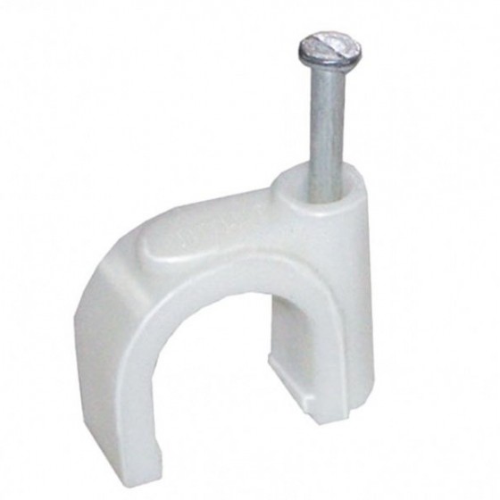 Скоба пласт. с гвоздем, д.14мм 1шт.